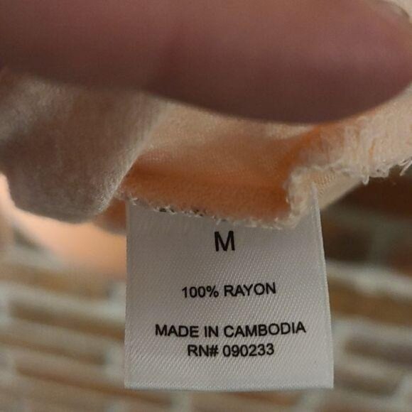 Sound & Matter Medium Pink Stretch Tank Top Shirt - Picture 4 of 4